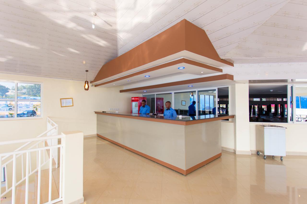 Dove Hotel Kigali Exterior foto